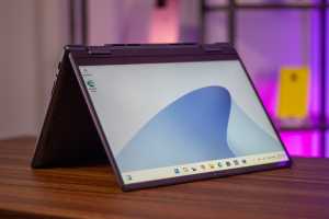 Dell Inspiron 14 2-in-1 review: A zippy laptop with speakers that scream